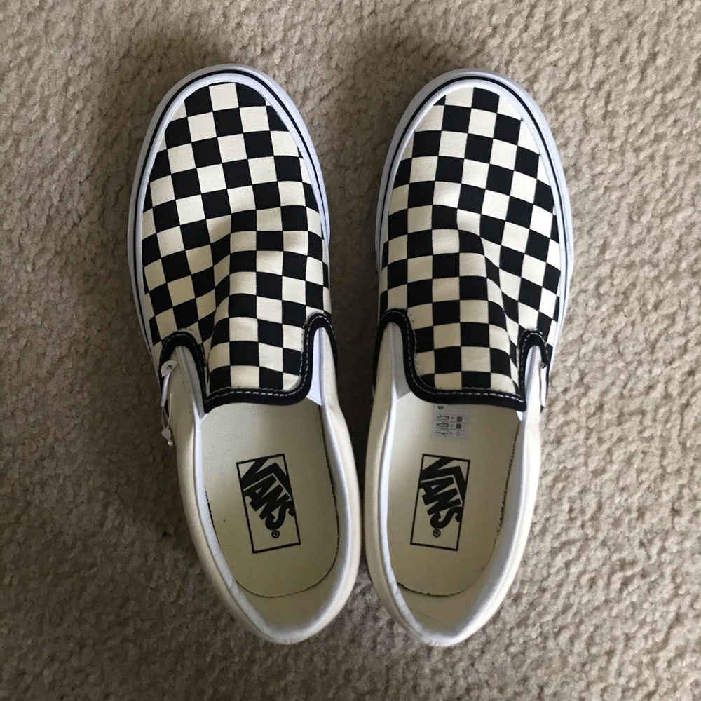 *SOLD SOLD SOLD* BRAND NEW Checkered Vans
